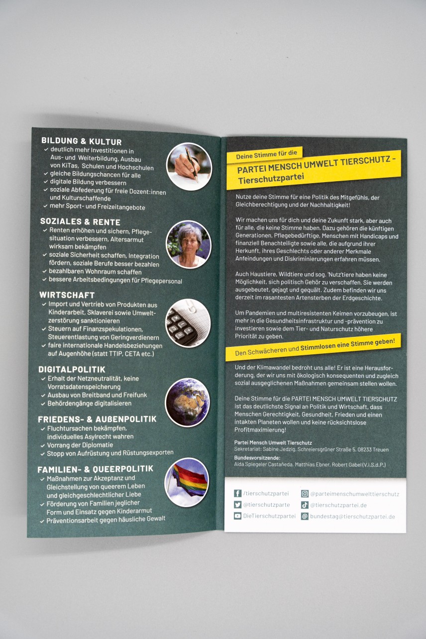 Flyer Unser Umsetzungsprogramm 2021-2025 für Mensch Umwelt Tier