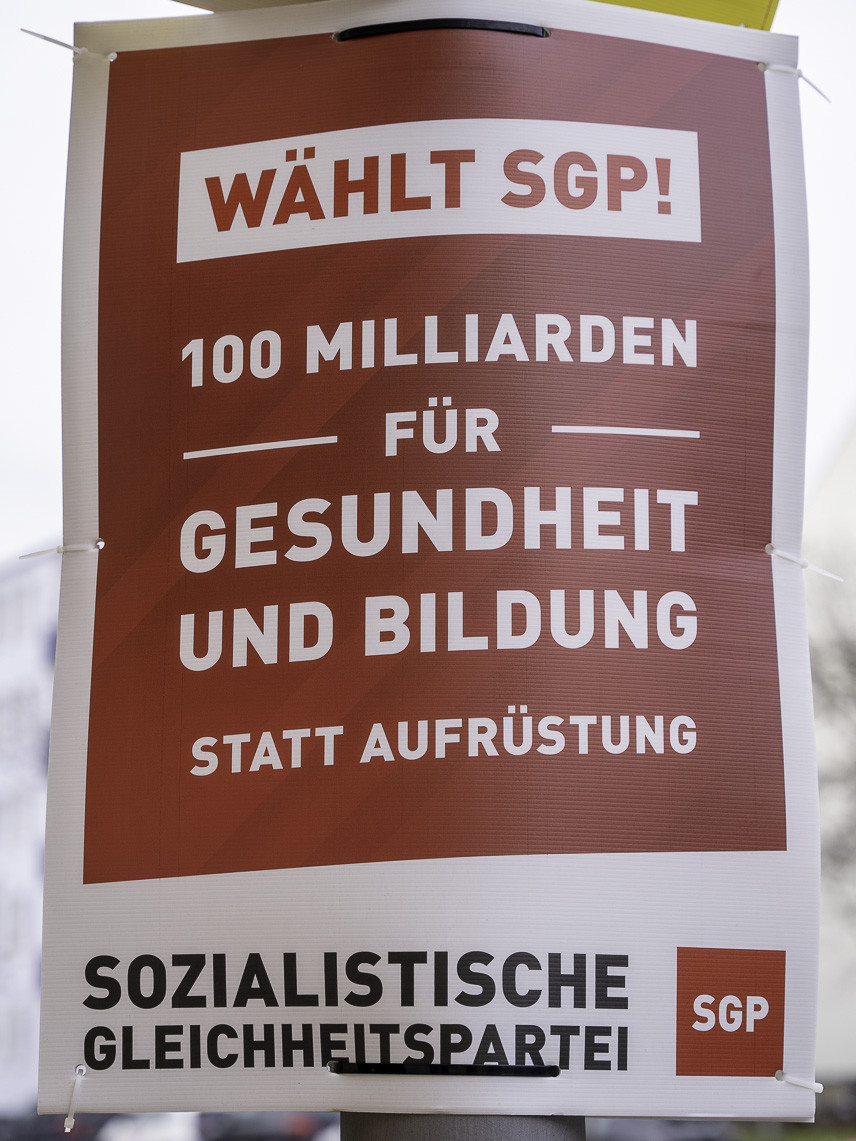 Themenplakat Wählt SGP! 100 Milliarden für Gesundheit und Bildung statt Aufrüstung