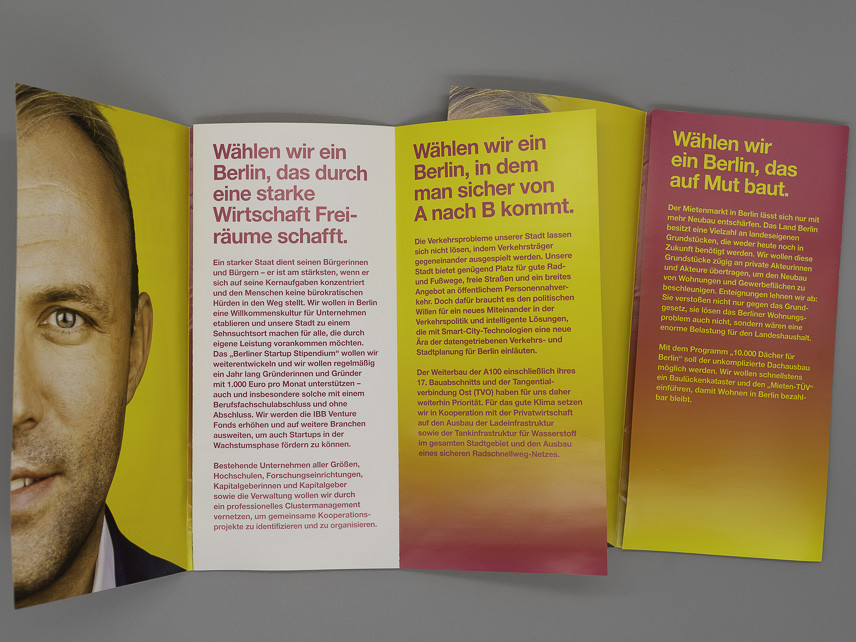 Flyer Wählen wir neu. Kurzwahlprogramm zur Abgeordnetenhauswahl 2023