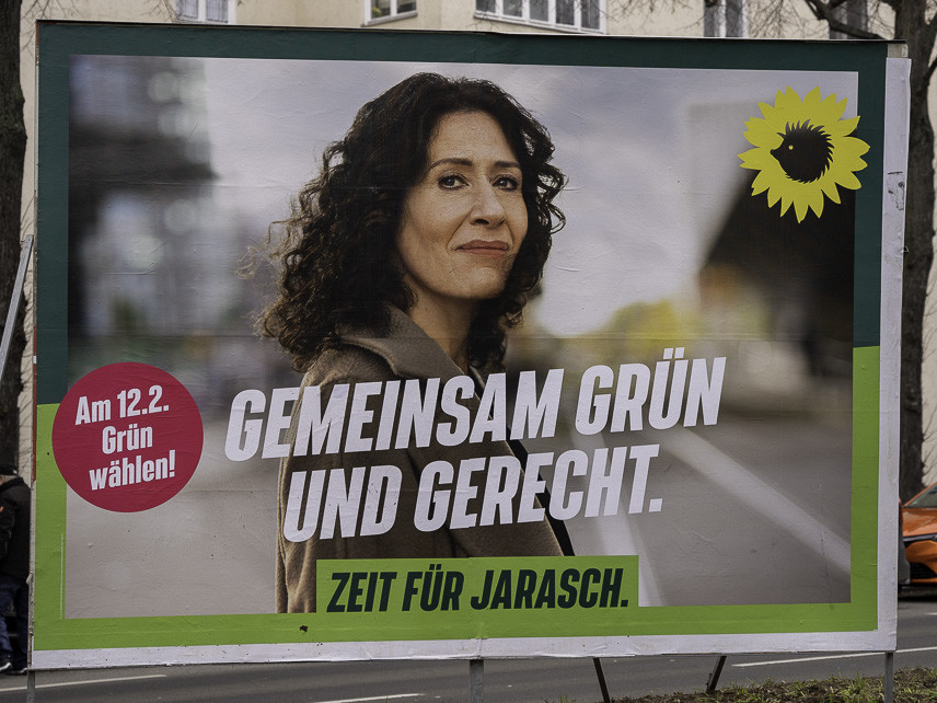 Großaufsteller Gemeinsam Grün und Gerecht. Zeit für Jarasch.