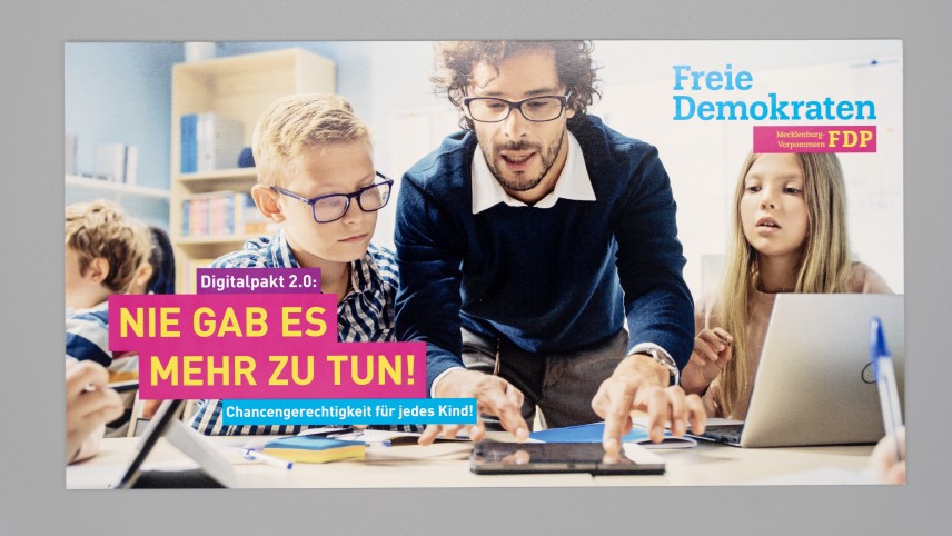 Flyer Digitalpakt 2.0 - Nie gab es mehr zu tun. Chancengerechtigkeit für jedes Kind!