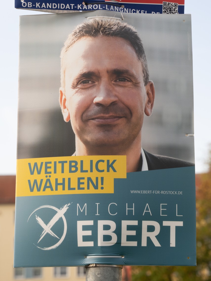 Kandidierendenplakat Michael Ebert. Weitblick wählen!