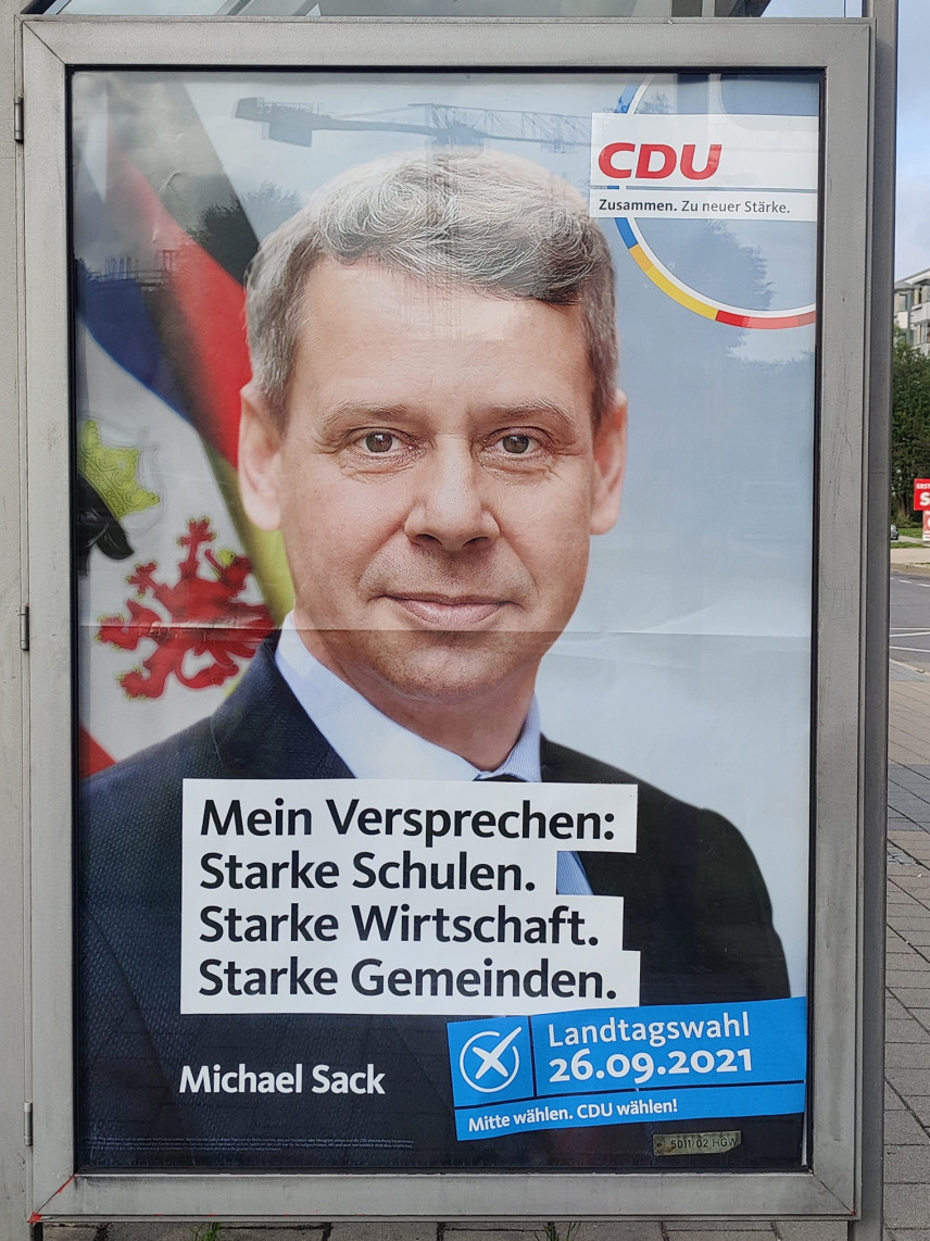 City-Poster / Bushaltestellen-Plakat Mein Versprechen: Starke Schulen. Starke Wirtschaft. Starke Gemeinden.