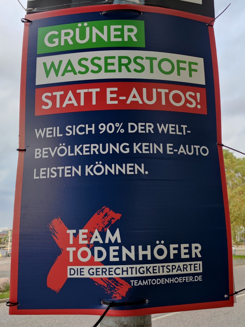 Themenplakat Grüner Wasserstoff, statt E-Autos!