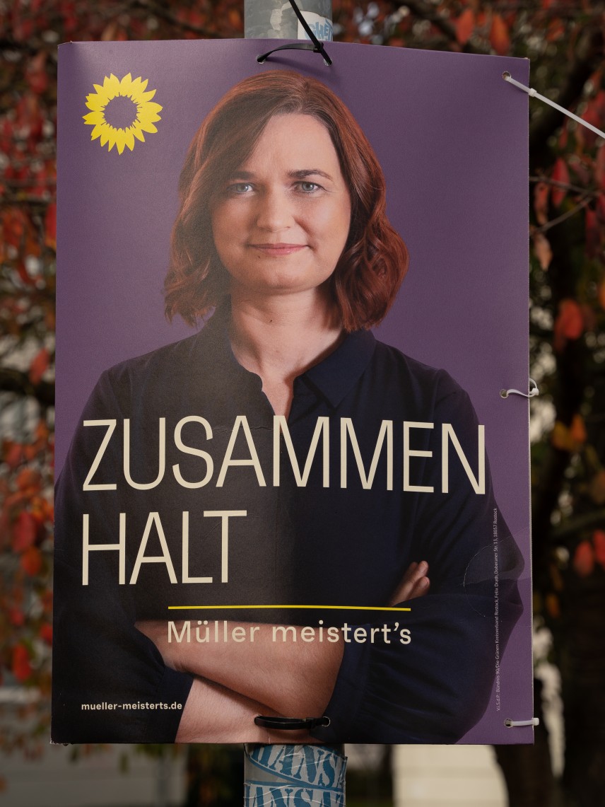 Kandidierendenplakat Zusammenhalt. Müller meistert's.