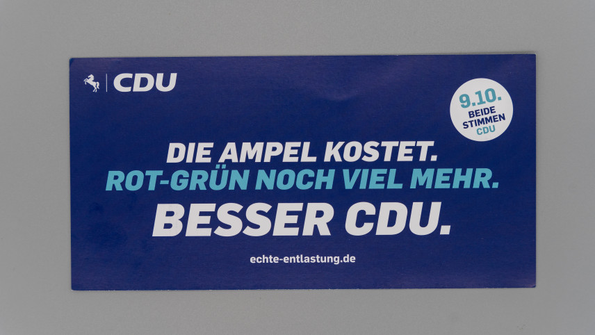 Flyer Die Ampel kostet. Rot-Grün noch viel mehr. Besser CDU.