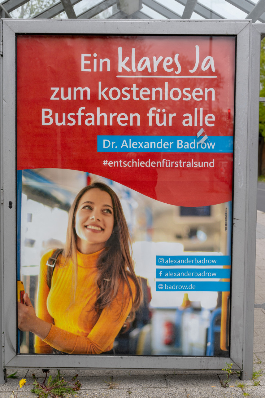 City-Poster / Bushaltestellen-Plakat Ein klares Ja zum kostenlosen Busfahren für alle