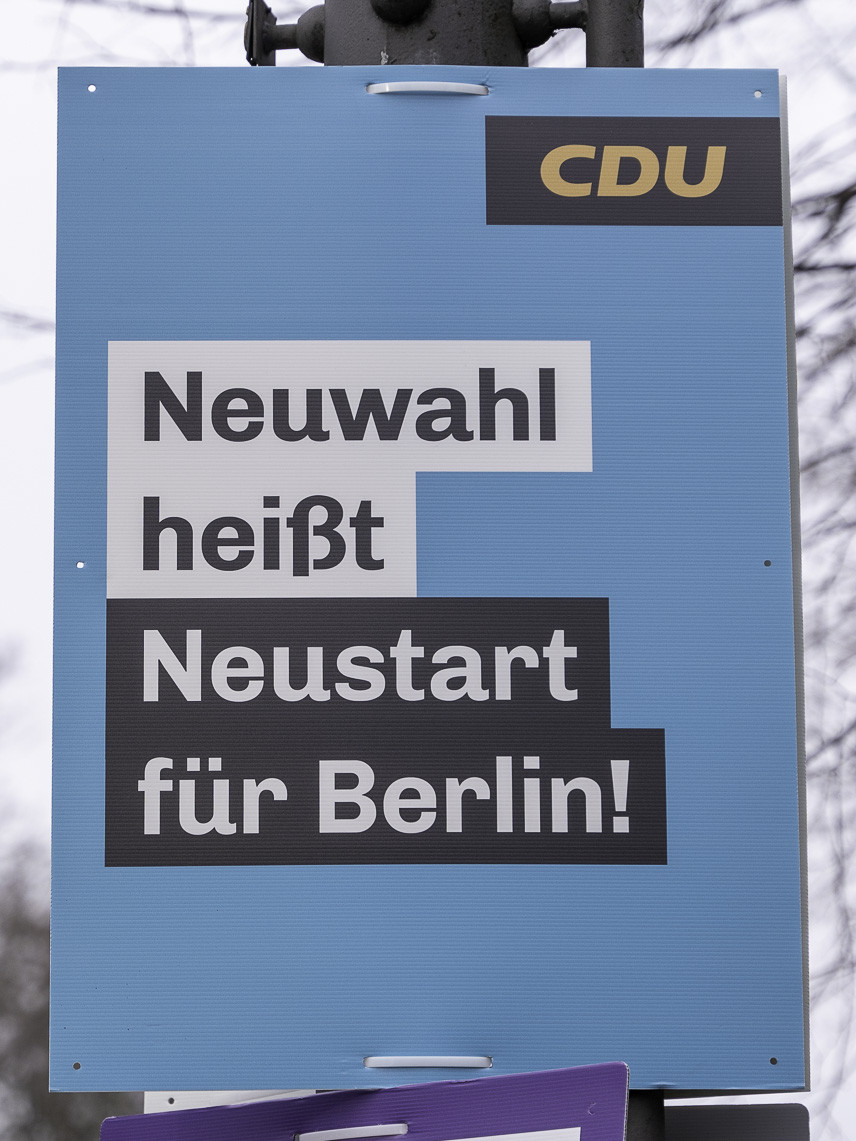 Themenplakat Neuwahl heißt Neustart für Berlin!