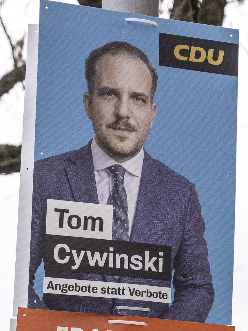 Kandidierendenplakat Angebote statt Verbote.