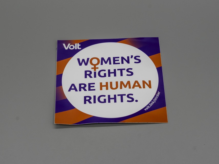 Aufkleber Women's rights are human rights. Volt.