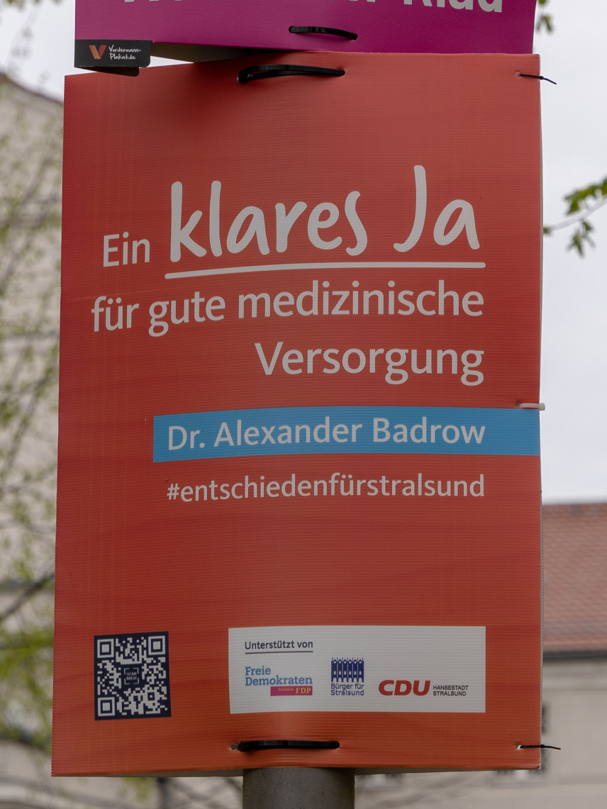 Themenplakat Ein klares Ja für gute medizinische Versorgung.