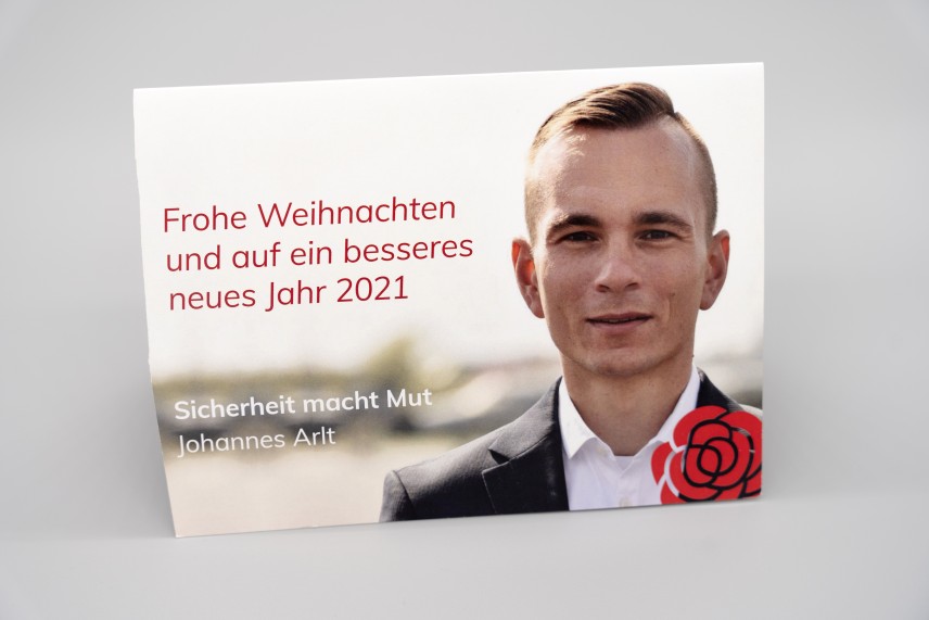 Flyer Frohe Weihnachten und auf ein besseres Jahr 2021. Sicherheit macht Mut.