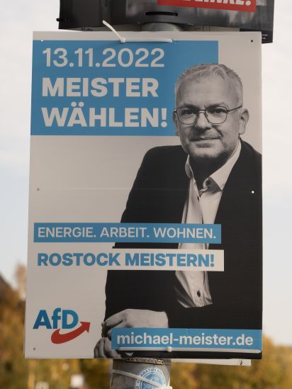 Kandidierendenplakat Energie. Arbeit. Wohnen. Rostock meistern!