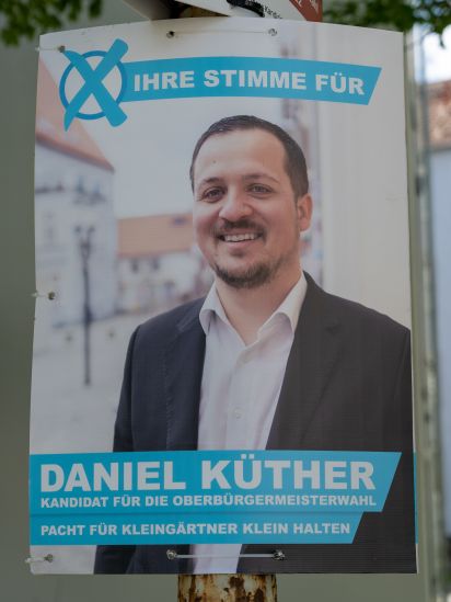 Kandidierendenplakat Pacht für Kleingärtner klein halten.