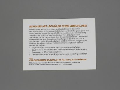 Flyer Bildung öffnet mehr Türen als Brecheisen!