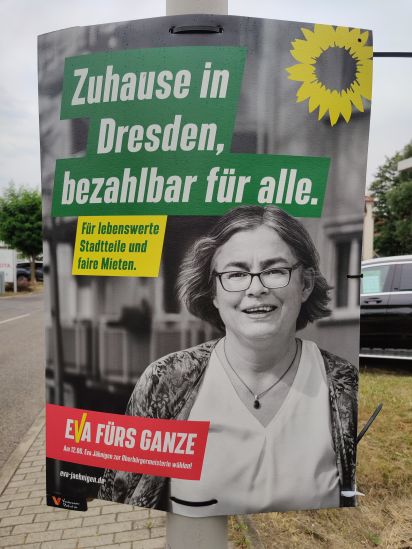 Themenplakat Zuhause in Dresden, bezahlbar für alle. Für lebenswerte Stadtteile und faire Mieten.