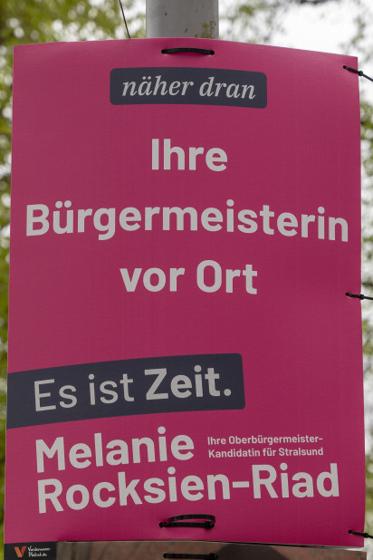 Themenplakat Ihre Bürgermeisterin vor Ort