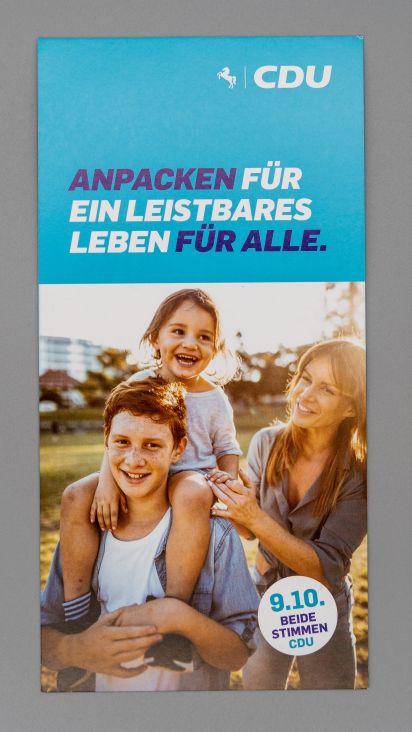 Flyer Anpacken für ein leistbares Leben für alle.