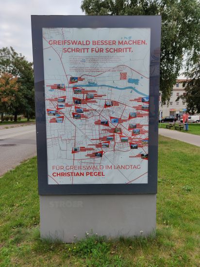 City-Poster / Bushaltestellen-Plakat Greifswald besser machen. Schritt für Schritt.