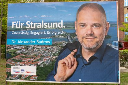 Großaufsteller Für Stralsund. Zuverlässig. Engagiert. Erfolgreich.