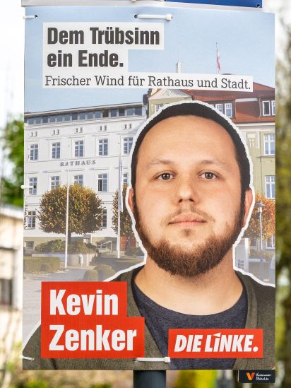 Kandidierendenplakat Dem Trübsinn ein Ende. Frischer Wind für Rathaus und Stadt.