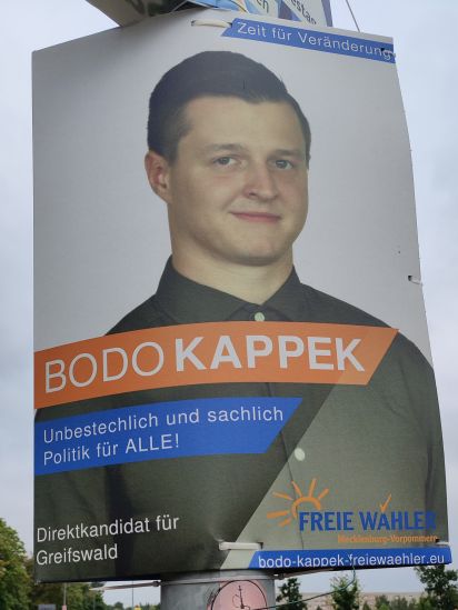 Kandidierendenplakat Unbestechlich und sachlich. Politik für ALLE!